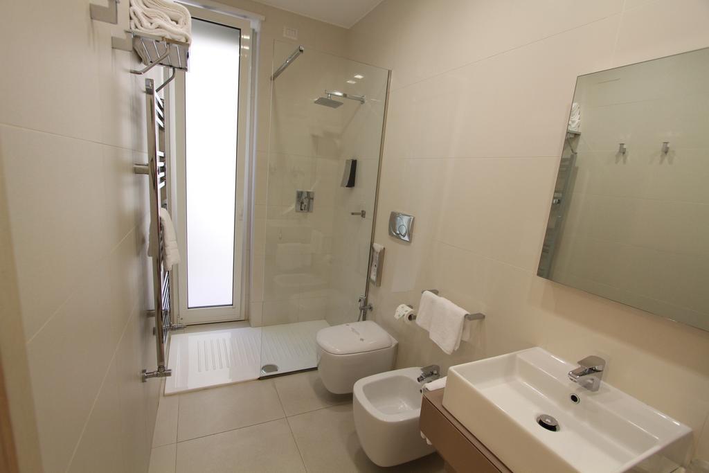 Soglow Business Class Hotel Molfetta Ngoại thất bức ảnh