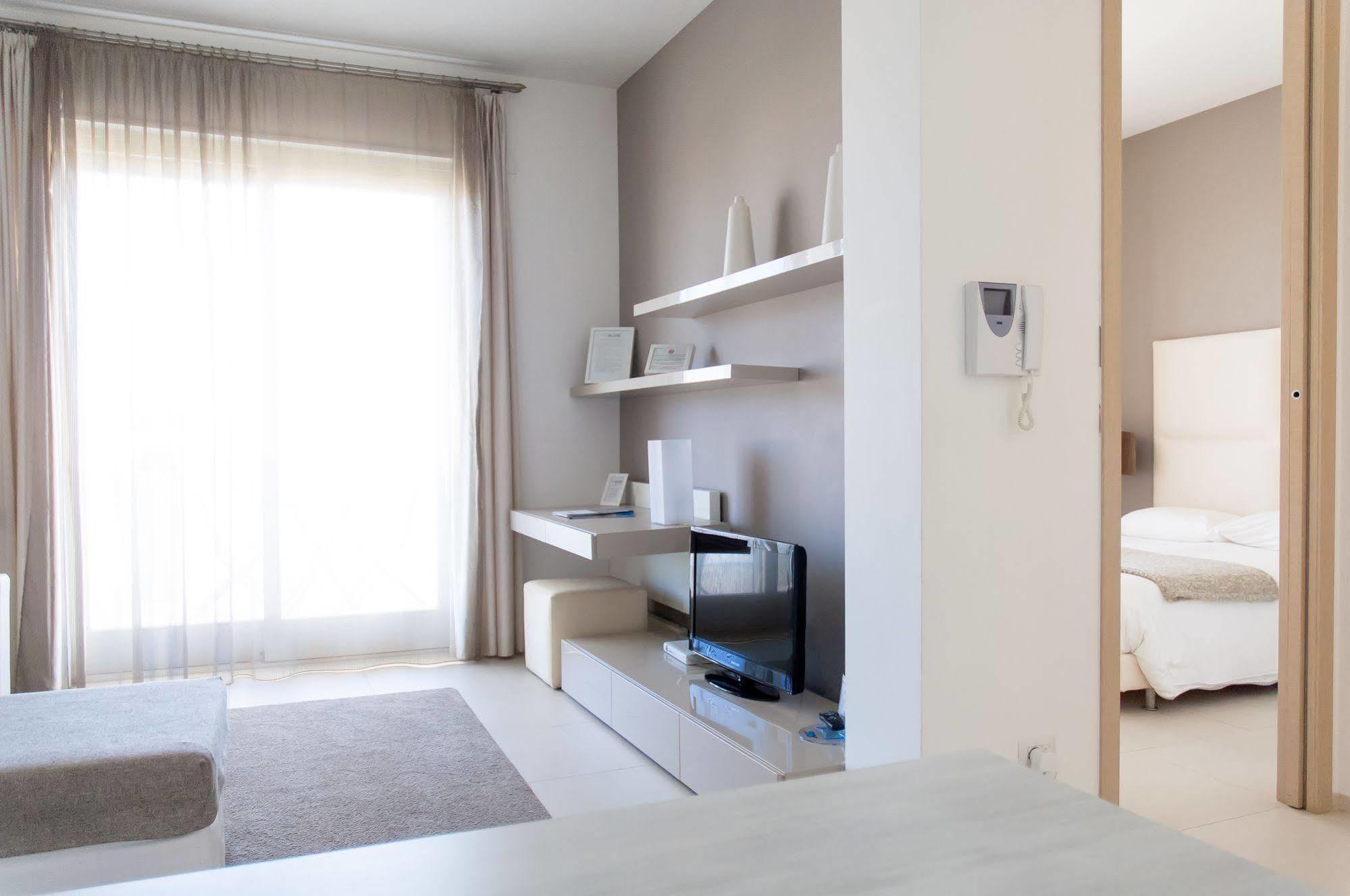 Soglow Business Class Hotel Molfetta Ngoại thất bức ảnh